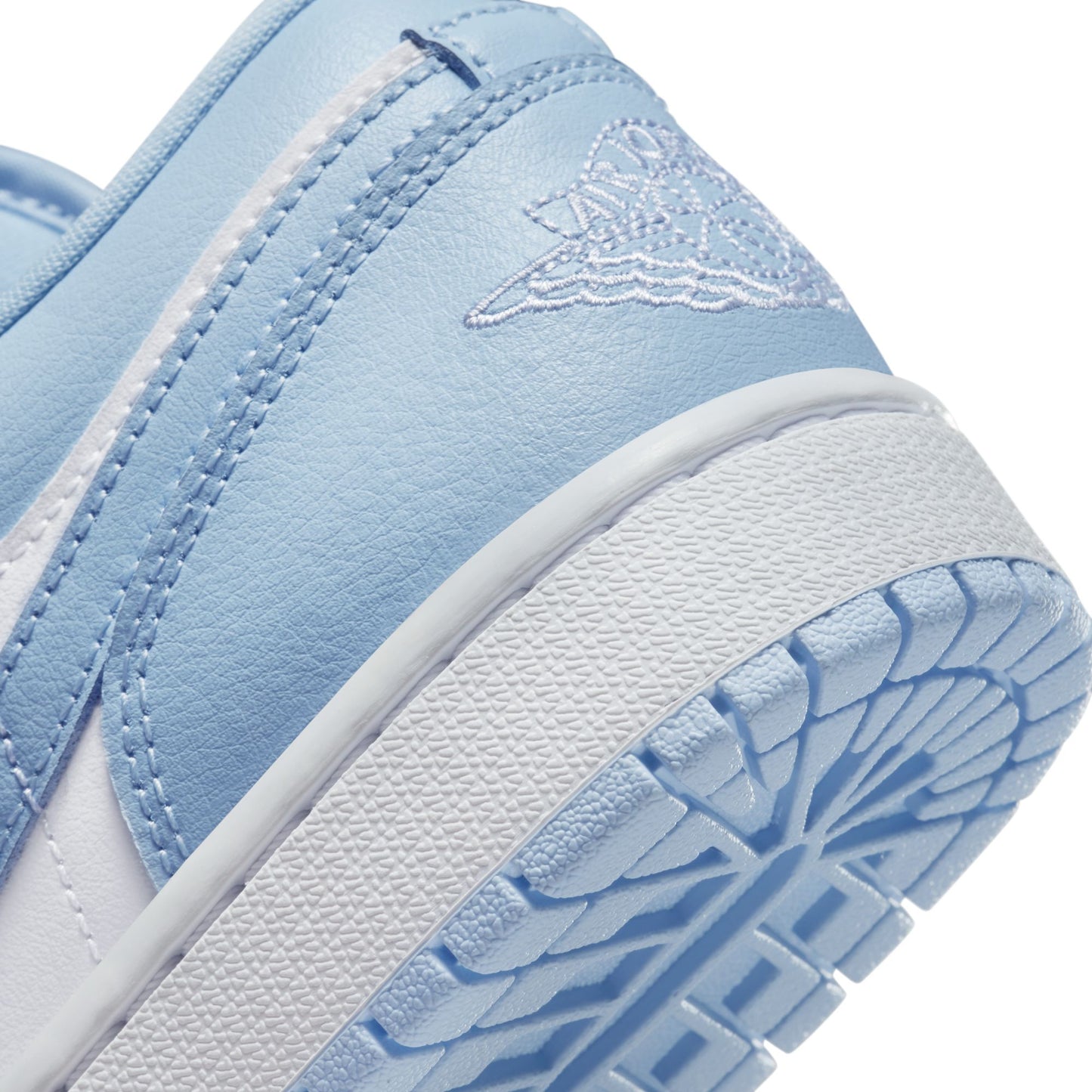 Jordan 1 Low Aluminum